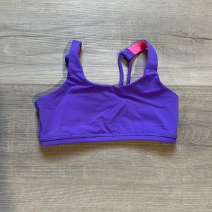 Ivivva sports bra, child size 4, in excellent condition.